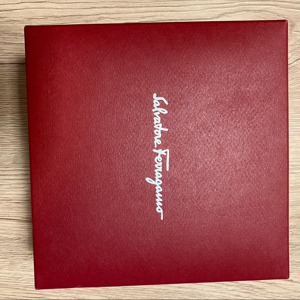 Salvatore Ferragamo Box